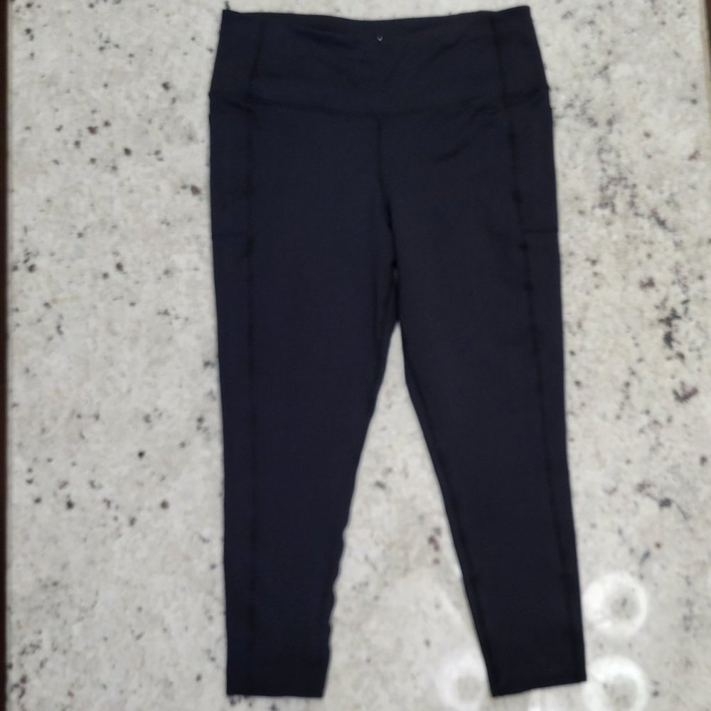 Skechers black leggings XL with side leg pockets